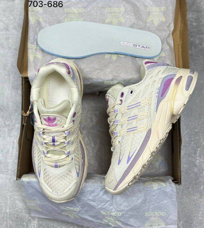 Кроссовки Adidas
