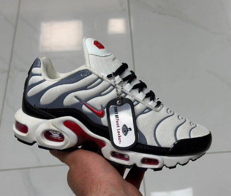 Кроссовки Nike